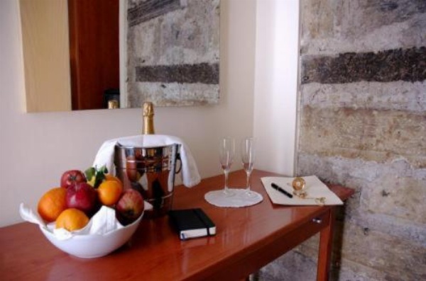 Caravaggio Hotel image 24